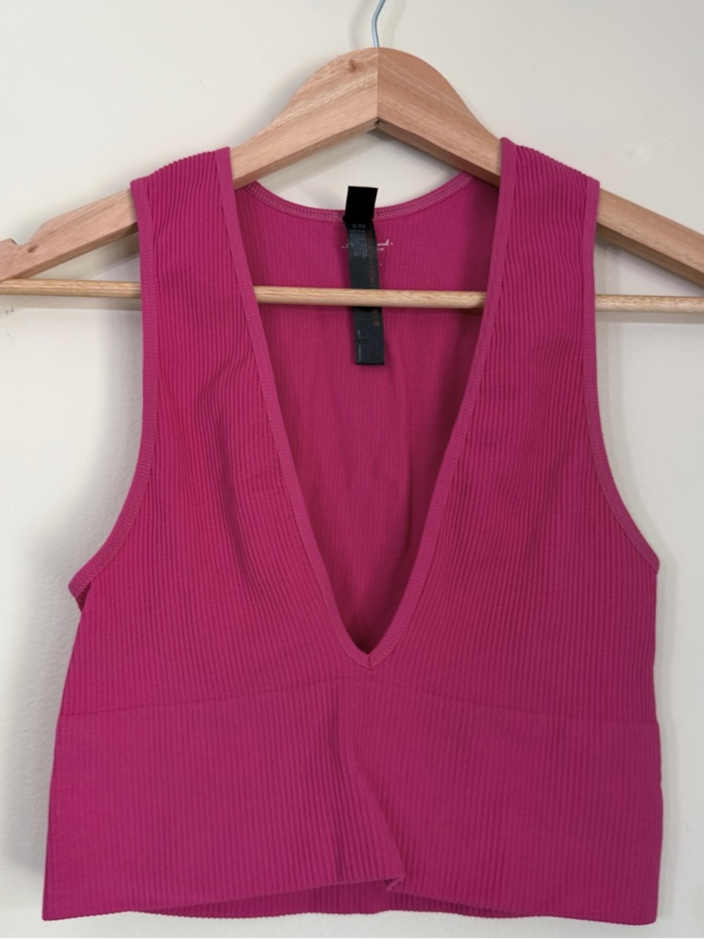 Urban Outfitters Fuchsia Ribbed Tank Top Athletic Lounge Casual